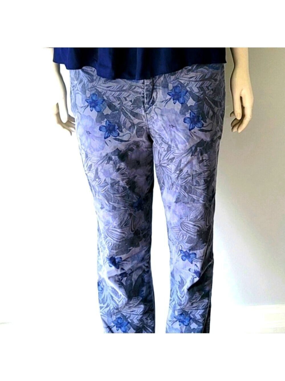 Gap Floral Print Girlfriend Chinos Size 8
